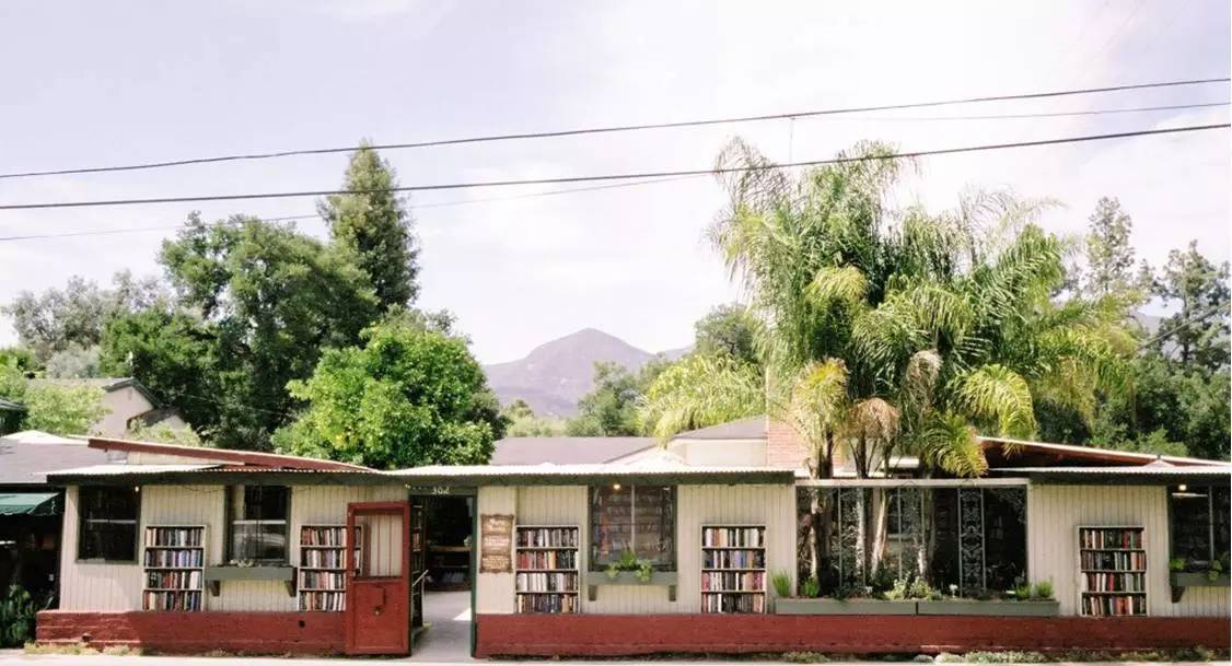 旅游书店有哪些,旅行书店有哪些