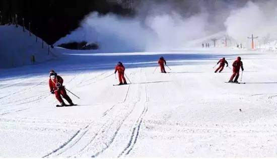 自由行去哪个滑雪场方便,松花湖滑雪一日游最佳攻略