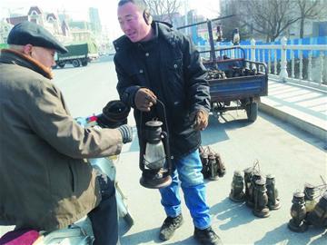 马灯古董,古董老式马灯煤油灯回收