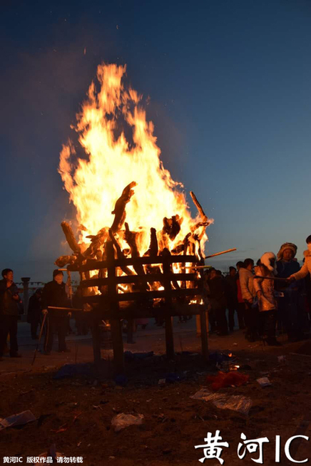 閮藉叞钂欏彜鏃忎妇琛岀キ鐏妭,钂欏彜鏃忓悓鑳炵殑姘戜織椋庢儏