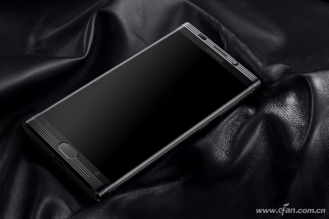 金立6999元,499元的金立手机2012年