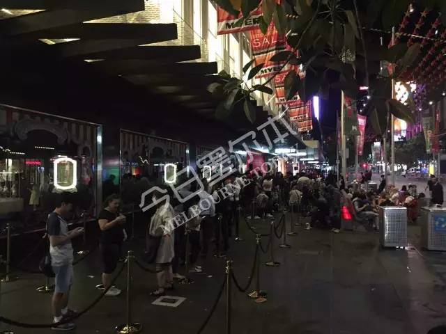 墨市BoxingDay现场:蔻驰5折!兰蔻YSL7折