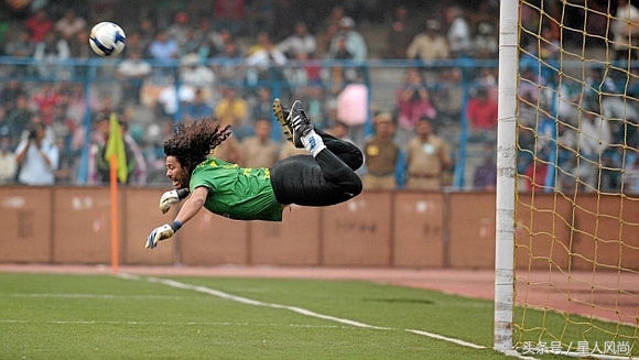 足坛历史第一名场面蝎子摆尾,足坛蝎子摆尾射门伊基塔