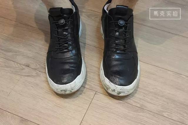 反绒皮的鞋子脏了怎么清洁,小白鞋脏了快速清洁