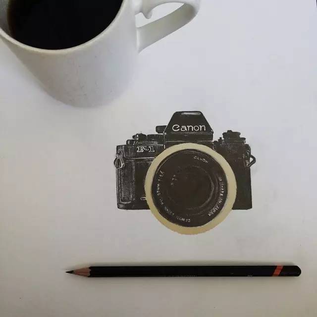 你喝160美元一磅的麝香猫屎咖啡，他却用咖啡画出“创意”插画