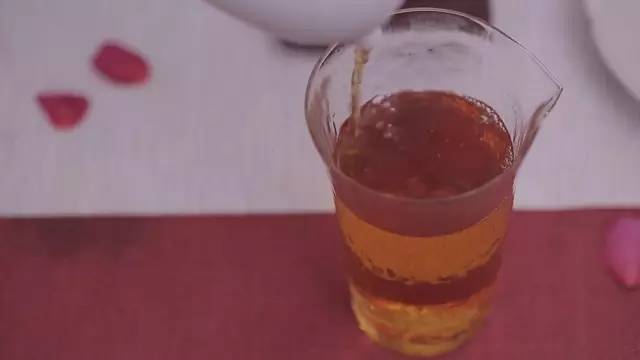 红茶红不红？用这个标准来判断茶质好坏靠谱么？