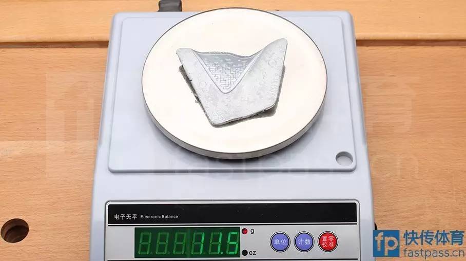 詹姆斯9ambassador,詹姆斯使节9适合后卫吗