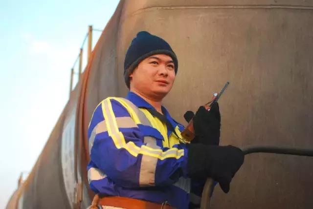 铁路调车员体验视频,当铁路调车员