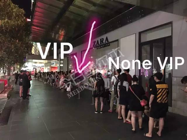 墨市BoxingDay现场:蔻驰5折!兰蔻YSL7折