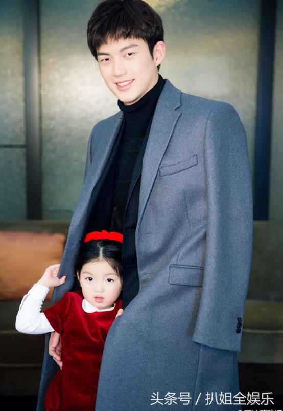 阿拉蕾玩的什么球,阿拉蕾超燃时刻