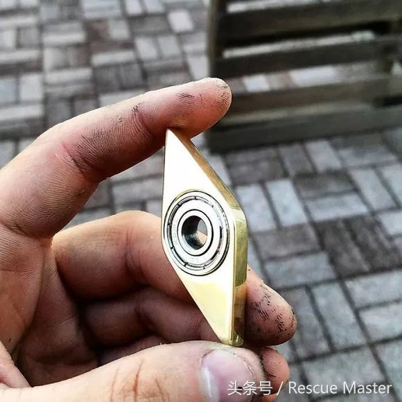 指尖陀螺edc潮玩,handspinner指尖陀螺