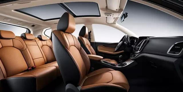 宝骏560音响直播,宝骏560豪华版多少个音响