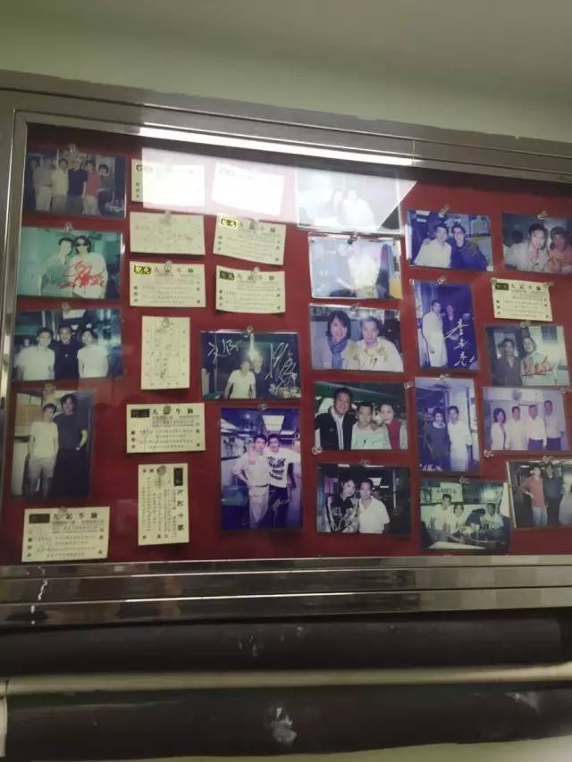 香港这家传统小吃牛肉汤店,明星经常光顾的香港牛腩店