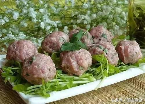 香港旅游十大必去景点 (香港十大必吃老店)