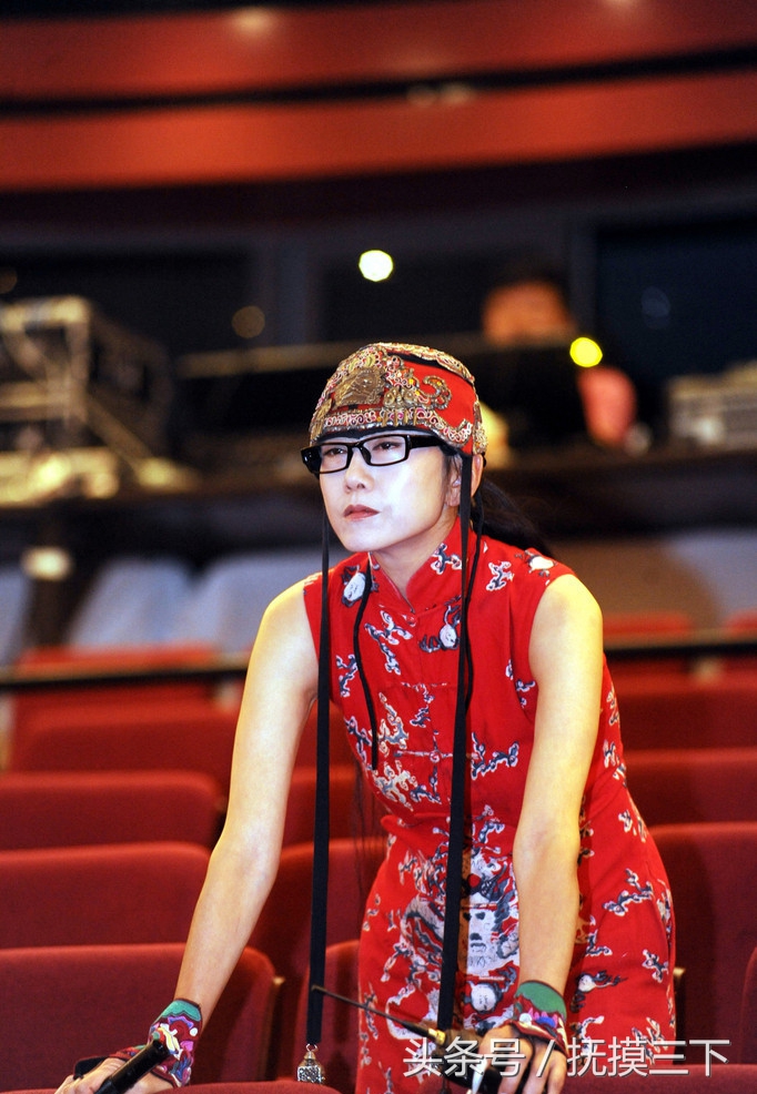 杨丽萍最后一次跳孔雀舞地点,杨丽萍跳的孔雀舞19岁