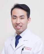 宝宝的手到处摸有什么危害,宝宝老是摸自己的头是什么原因