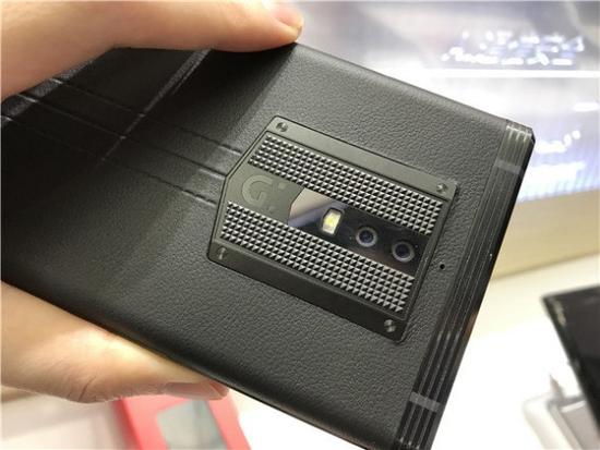 金立手机m2017鳄鱼皮定制版,金立m2017发布价16999元值得吗