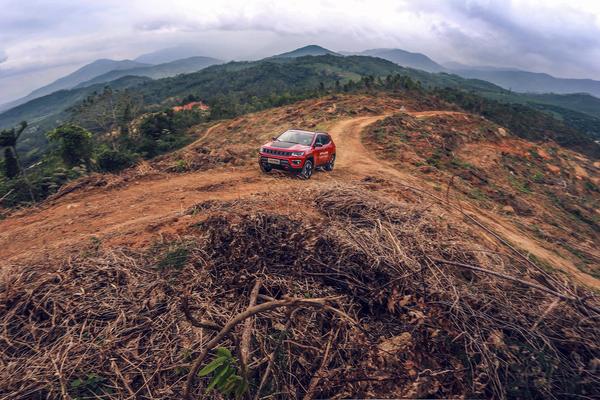 试驾全新jeep指南者,jeep指南者有哪些越野性能特点