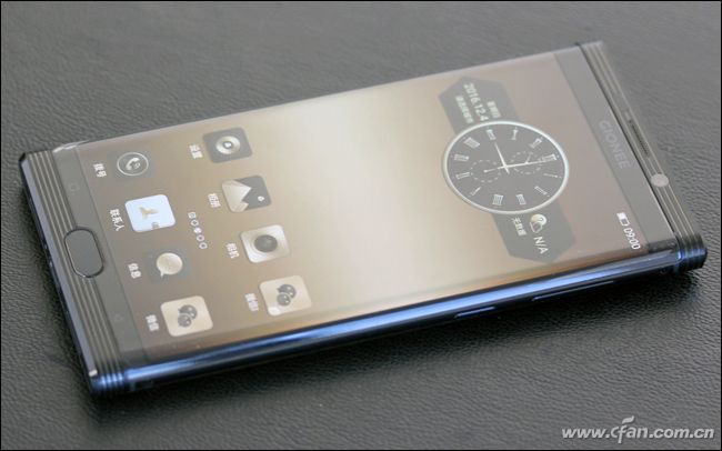 金立6999元,499元的金立手机2012年