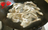 鸭掌和脱骨鸭掌,鸭掌脱骨的技巧