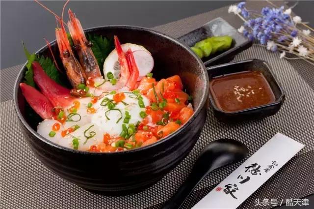 鐪熸鐨勬棩鏈棩鏂欏簵,鏃ユ湰缇庡皯濂冲伓鍍忓洟