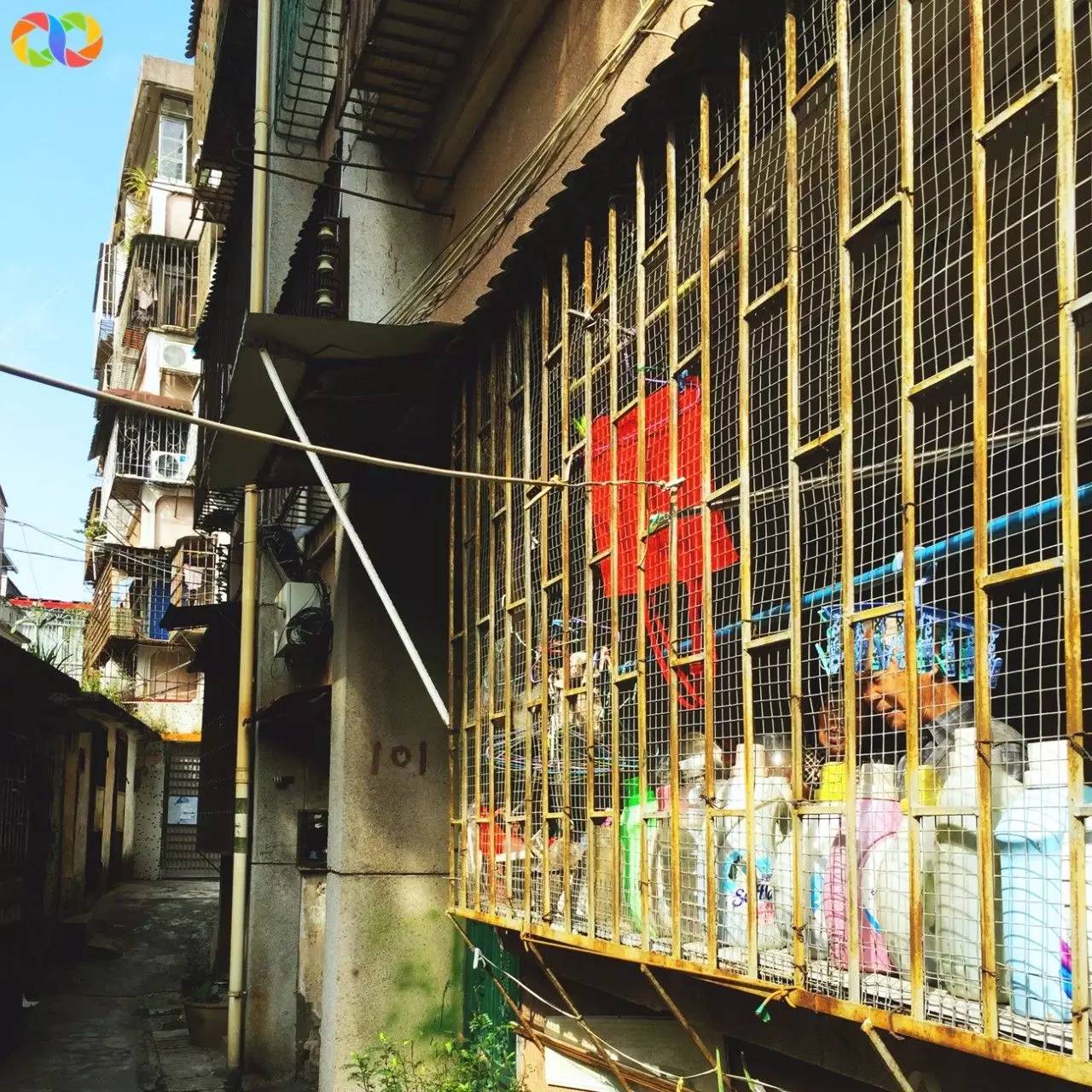 你愿意陪我走过春夏秋冬,你愿意陪我走一条很长的路吗中文