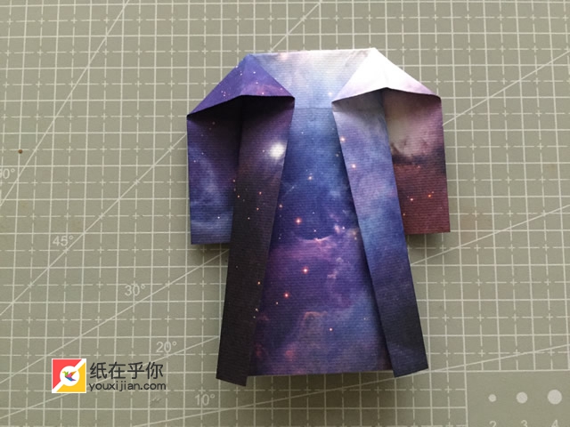 手工折纸衣服风衣,服饰折纸最简单的折法