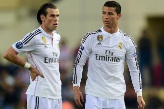 足球边锋位置的演化,足球新时代前锋战术作用