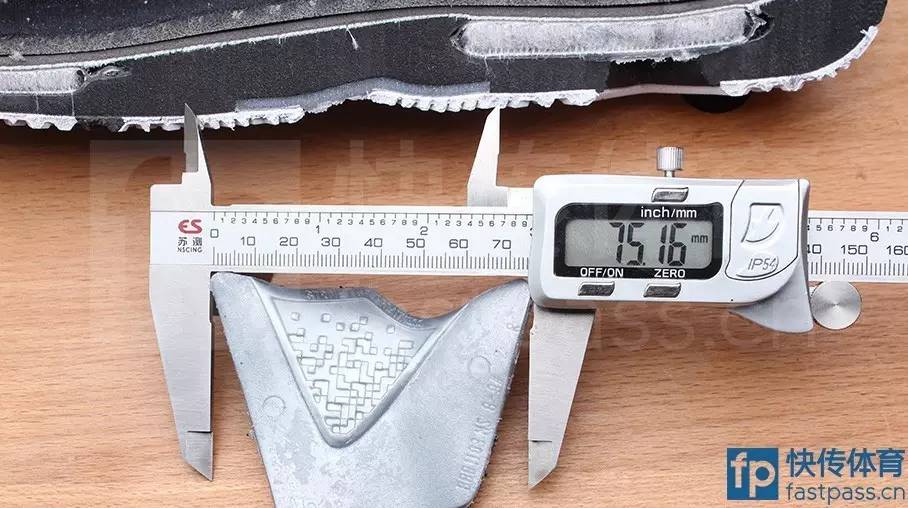 詹姆斯9ambassador,詹姆斯使节9适合后卫吗