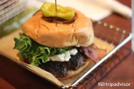 除了汉堡炸鸡还有什么好吃的,一款好吃又营养丰富的三明治面包