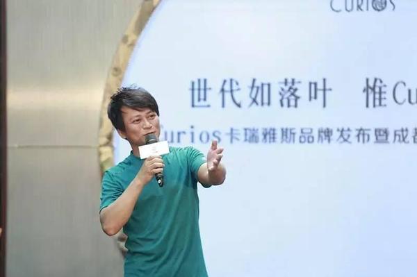 曾是中国足坛最著名的记者激怒鲁能高层现却成热销榜作家