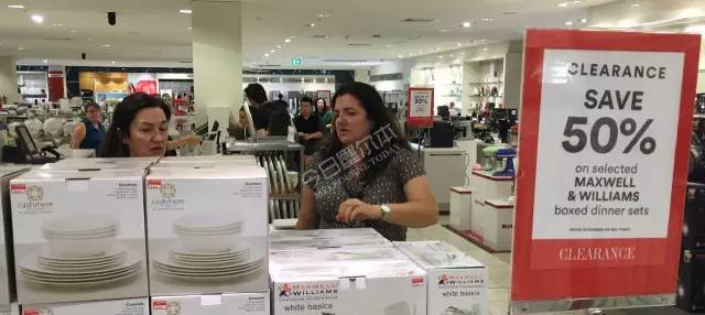 墨市BoxingDay现场:蔻驰5折!兰蔻YSL7折