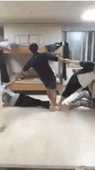 山路大巴不是那么好坐，你们还敢说自己是搬砖的？