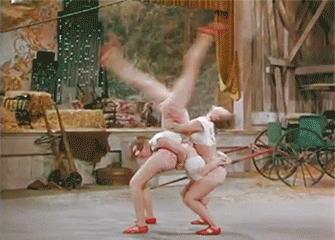 山路大巴不是那么好坐，你们还敢说自己是搬砖的？