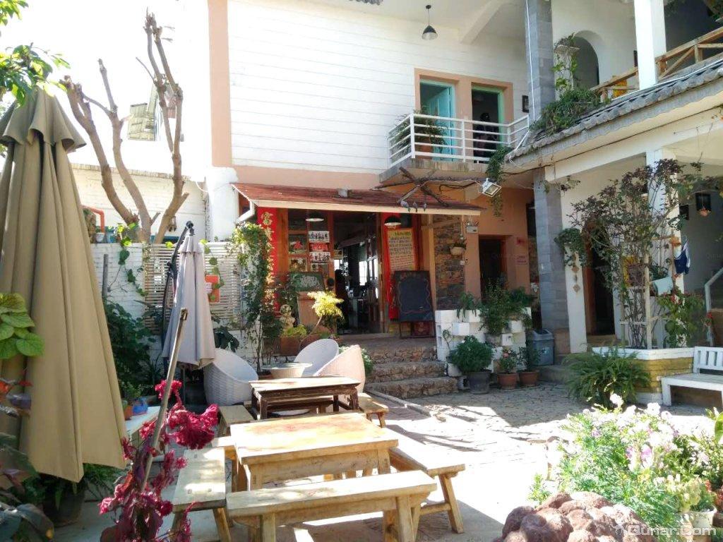 今年我住了40多家青年旅舍,这是我的见闻