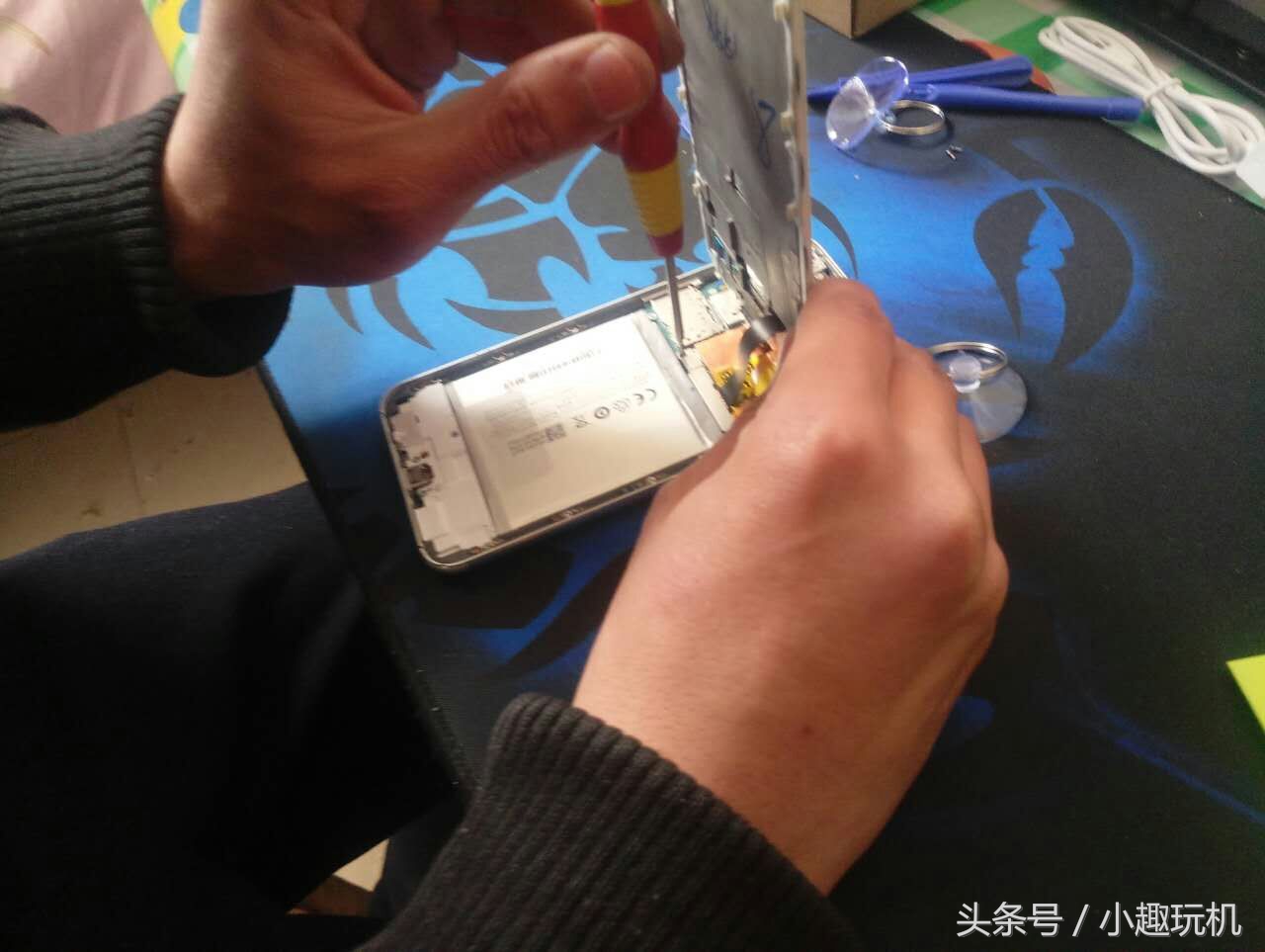 mx5换电池视频,mx5换充电口视频