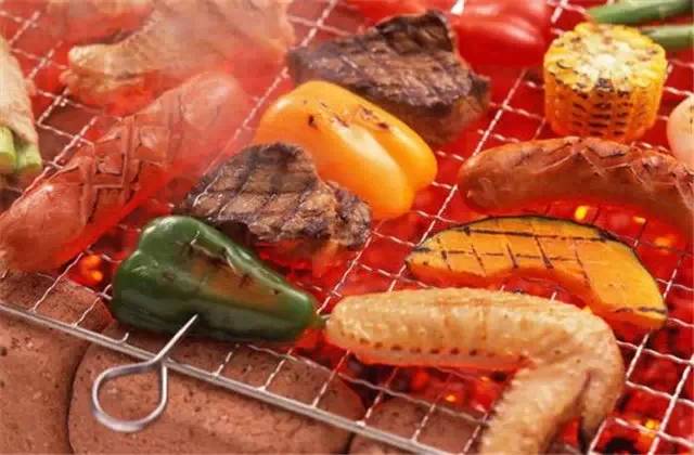 我和新春有个约会视频,我和新年有个约会600字作文