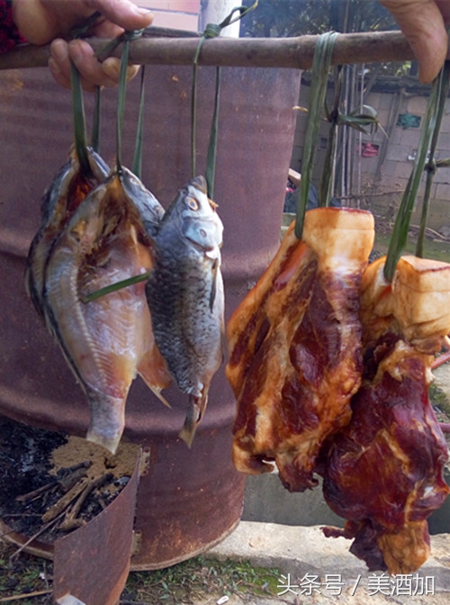 姑姑烟熏腊肉,农村风味熏腊肉