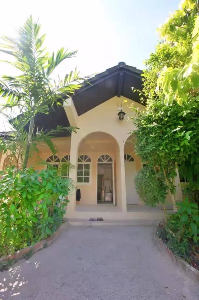 四川帅大叔暴改普吉岛民宿，用时4个月他活出了你最羡慕的样子