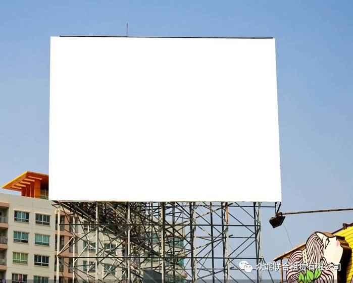 这些广告牌安装方式惊吓指数爆表！