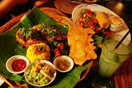 巴厘岛哪些旅游景点值得去旅游 (海岛明珠巴厘岛旅游)