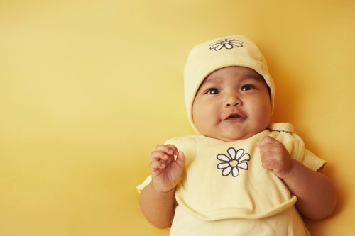 新生儿黄疸严重吗,新生儿血液黄疸跟皮肤黄疸一样么