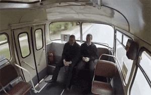 山路大巴不是那么好坐，你们还敢说自己是搬砖的？