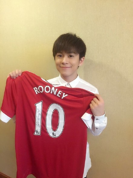 明星粉丝前十名排名,明星粉丝排名前十名