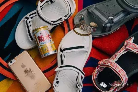 有哪些明明很丑却很受追捧的鞋,明明很丑却很受欢迎的鞋