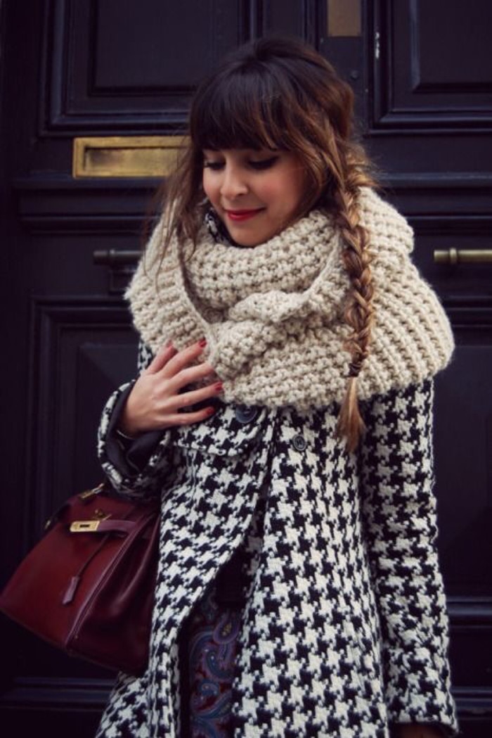 异域风情服饰不够围巾来凑,小众不撞围巾搭配