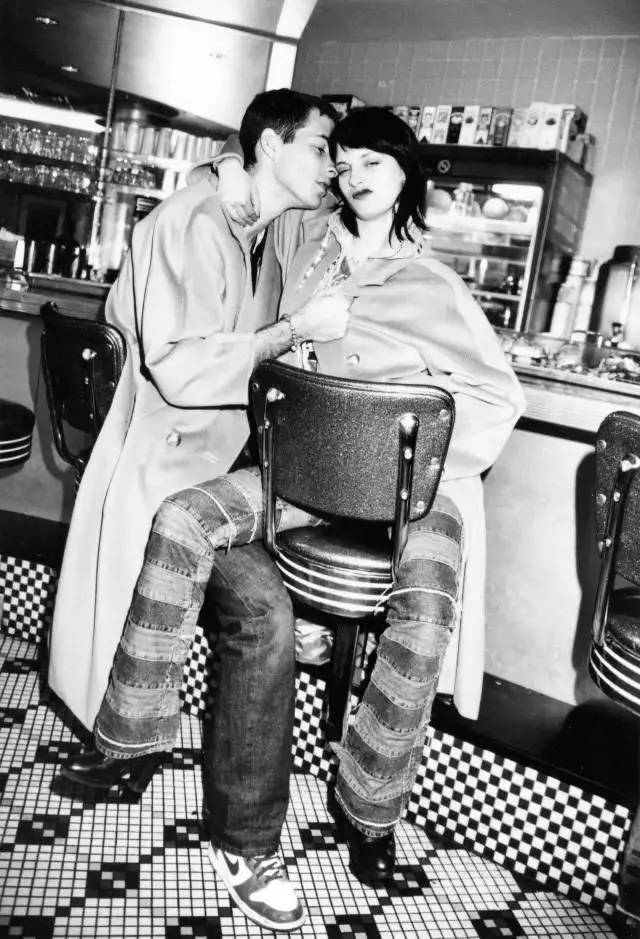 大衣店铺推荐性价比高,买哪种大衣性价比高