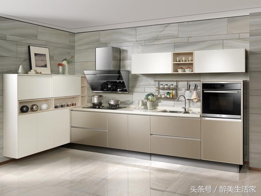 钢琴烤漆橱柜哪个品牌好,橱柜金属烤漆与钢琴烤漆的区别