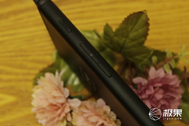 黑科技抬头显示器无线大屏最新款,黑科技多功能投影