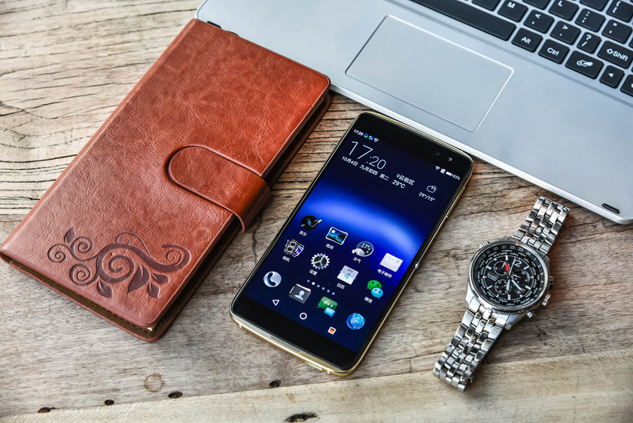 商务控,商务人员喜欢买华为还是小米